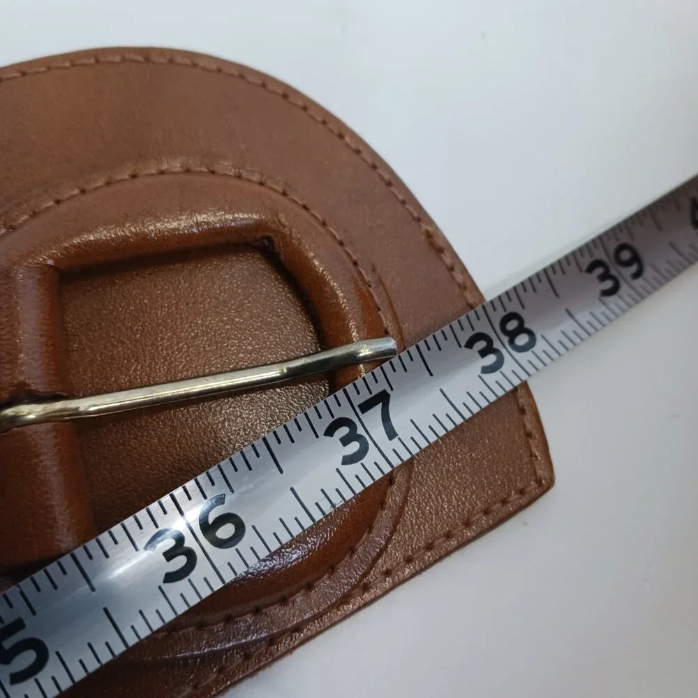 Vintage Brown Leather Women's Belt size M Made in USA